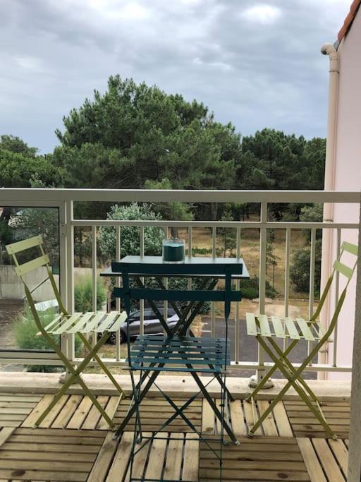 Le Petit Cote Ouest - Appt Dans Les Pins Pres De La Plage Ле-Сабль-д’Олон Экстерьер фото
